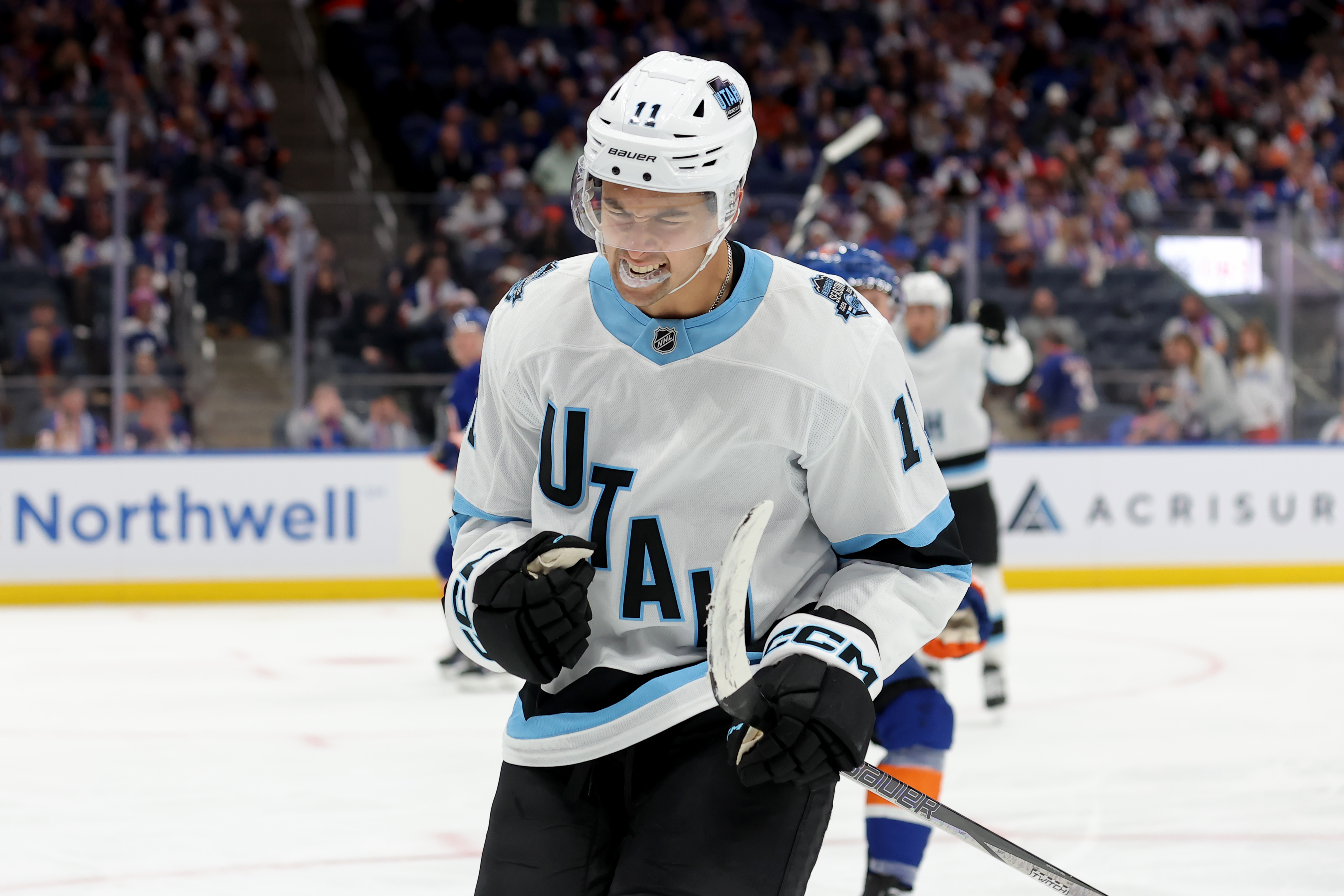 Dylan Guenther Named NHL's First Star Of The Week