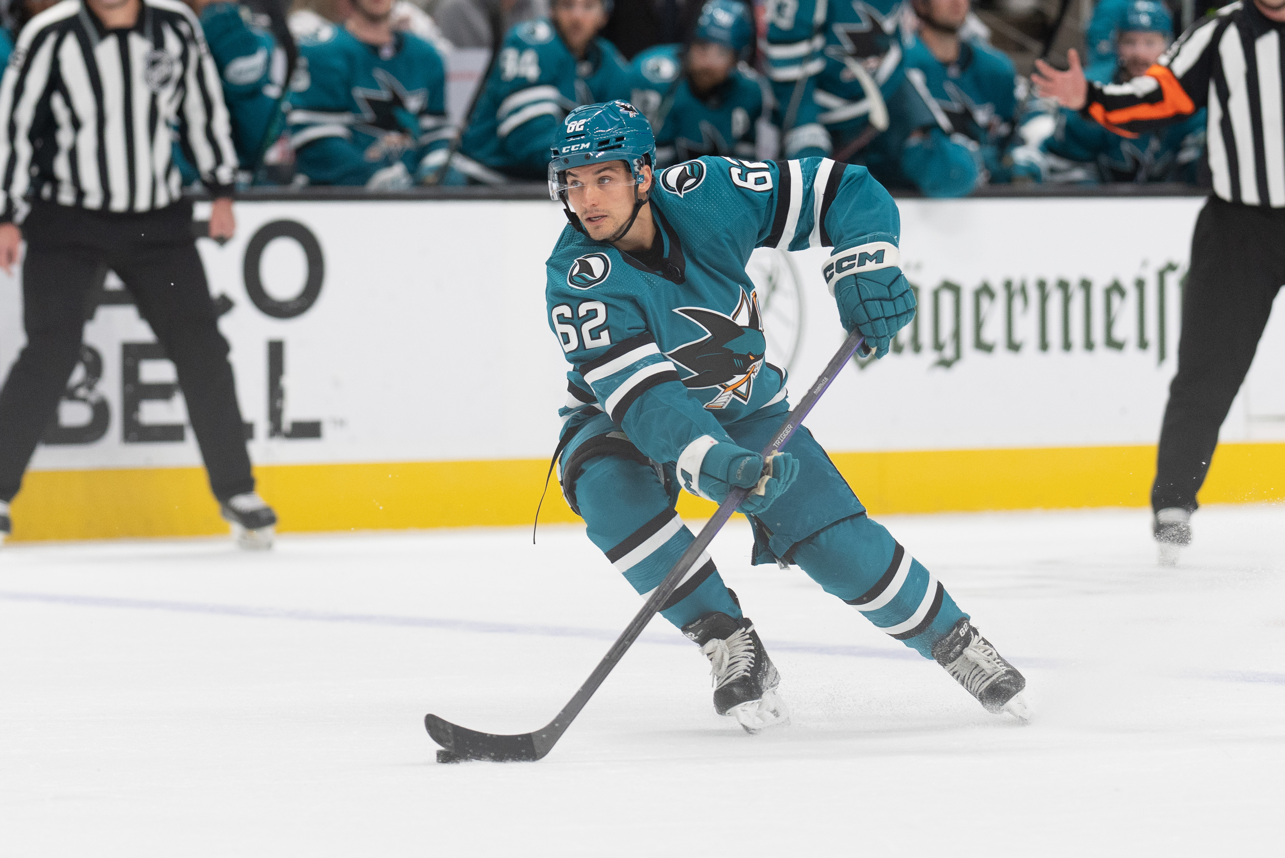 Stan Szeto-USA TODAY Sports - Sharks Forward Injured From Slew Foot