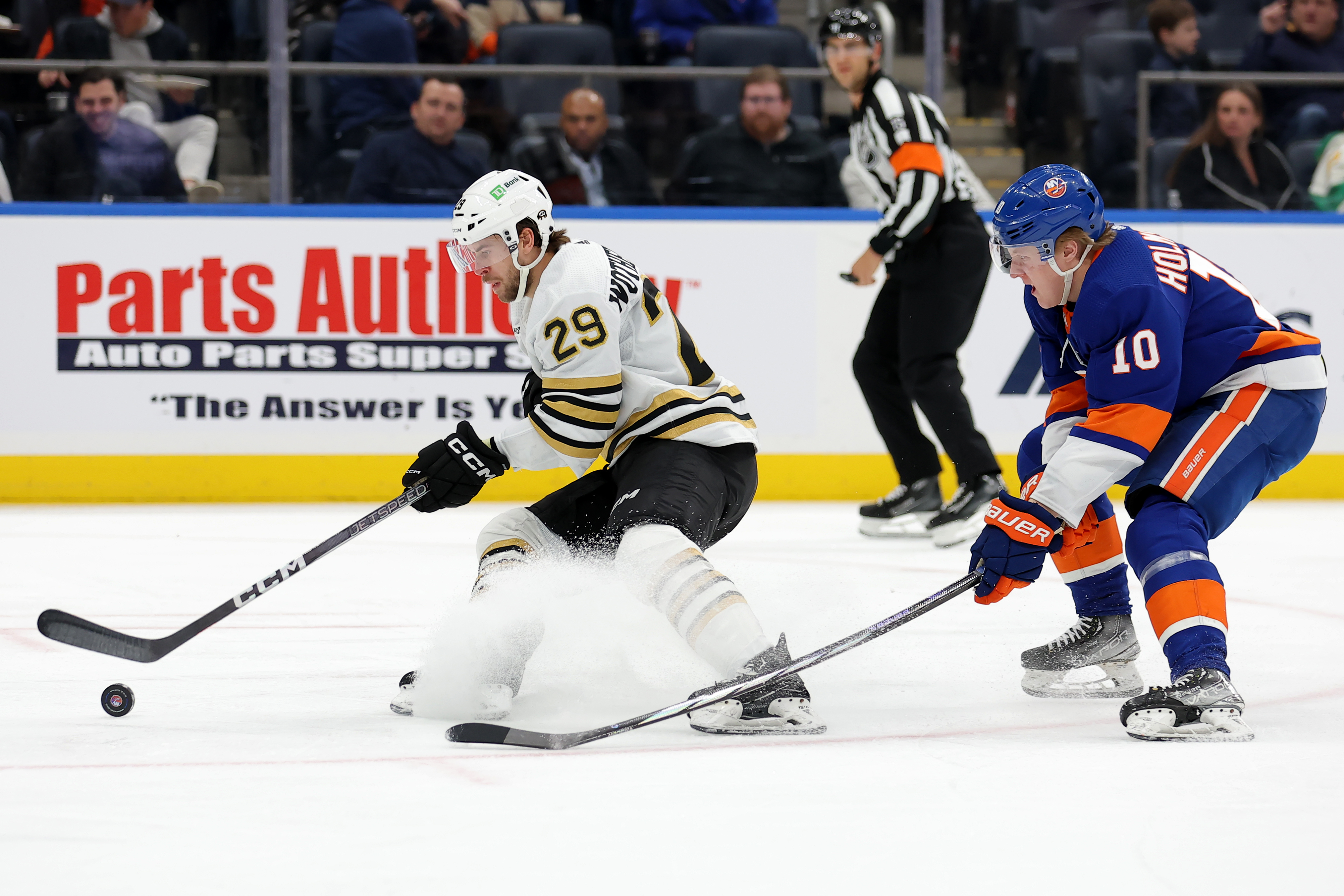 Parker Wotherspoon's Taking Advantage of NHL Opportunity in Boston