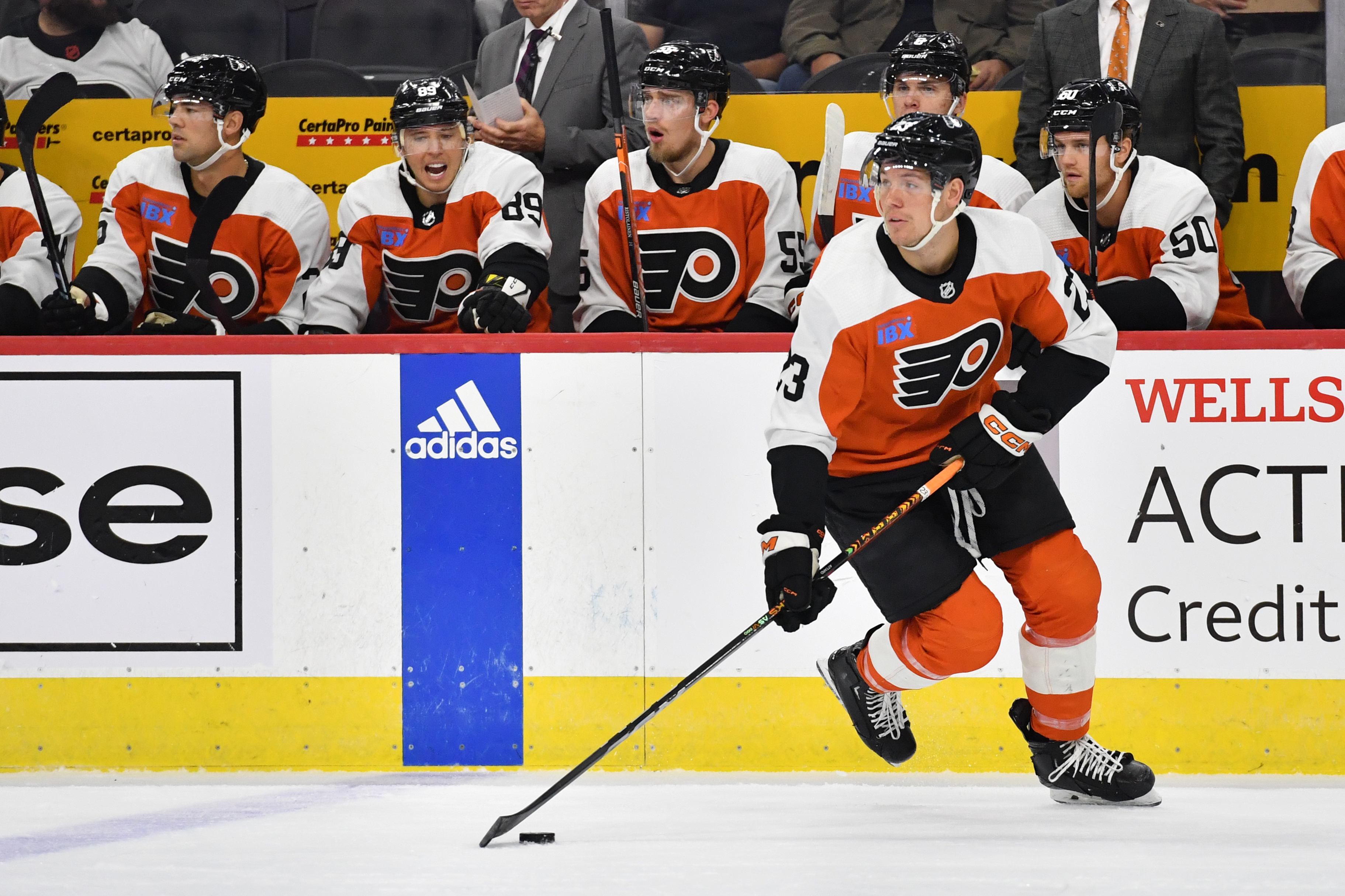 © Eric Hartline-Imagn Images - Philadelphia Flyers Trade Defender To Edmonton Oilers
