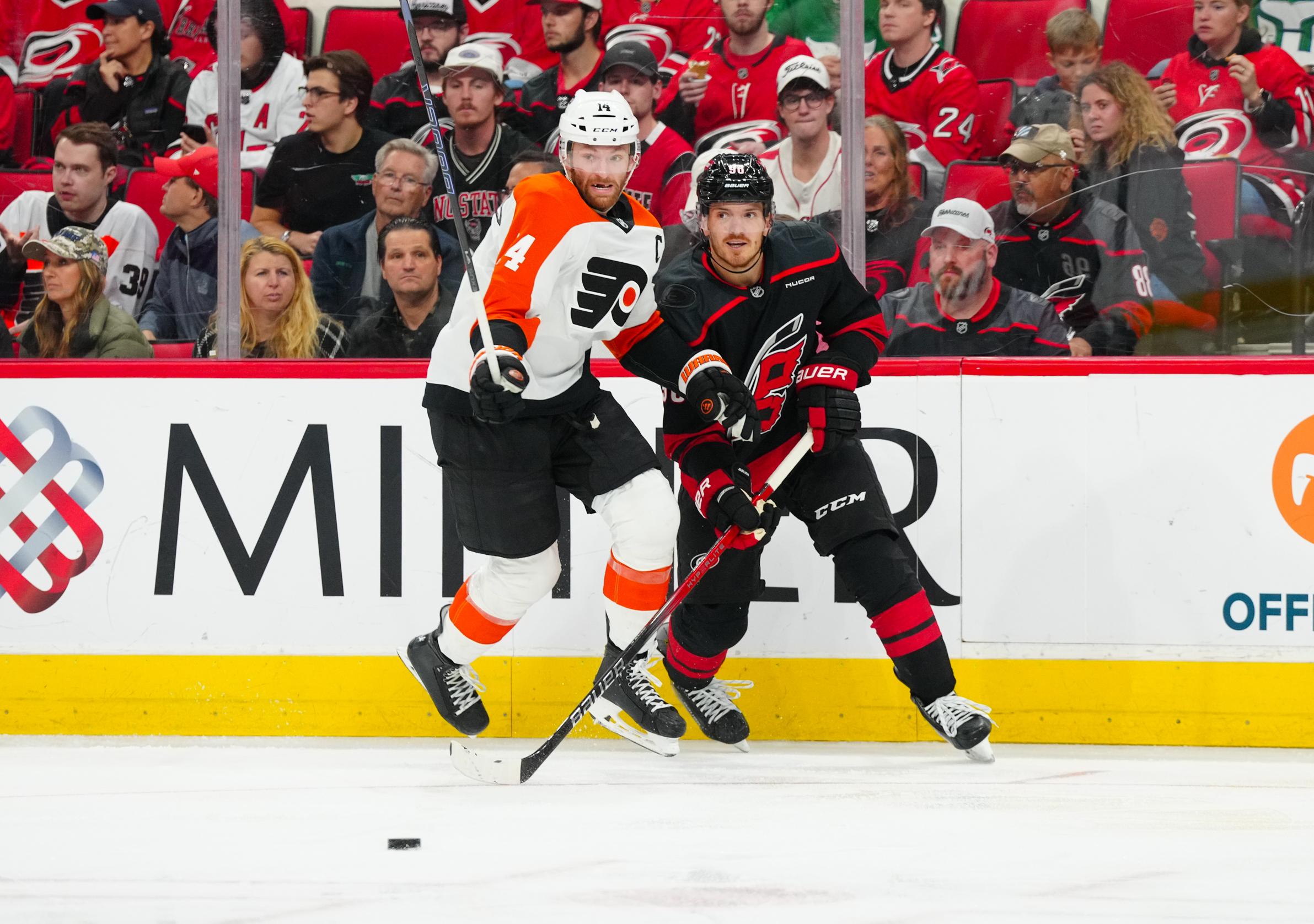 James Guillory-Imagn Images - Gameday 20 Preview: Flyers vs. Hurricanes