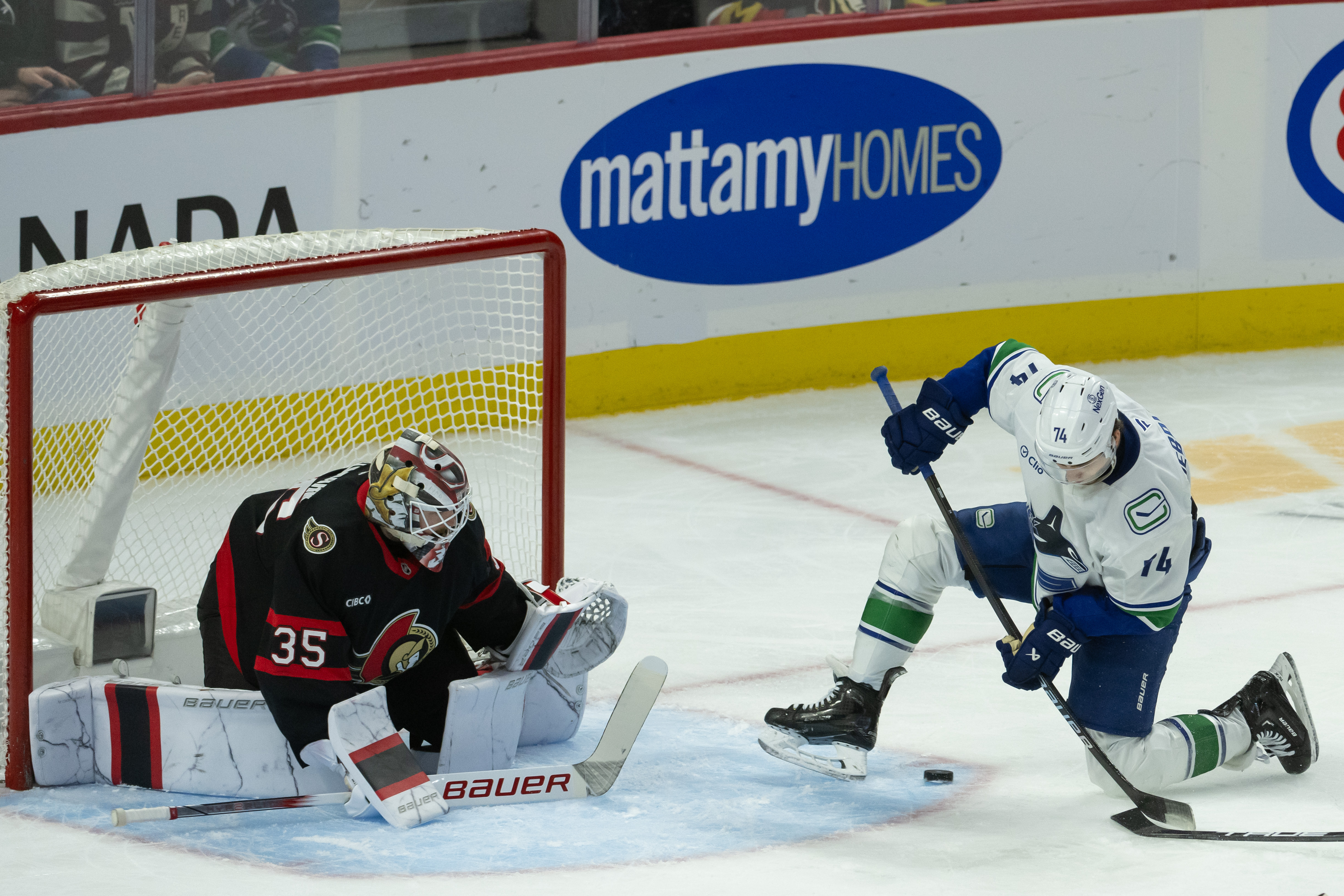 © Marc DesRosiers-Imagn Images - Ex-Bruins Star Returning To Boston Red-Hot