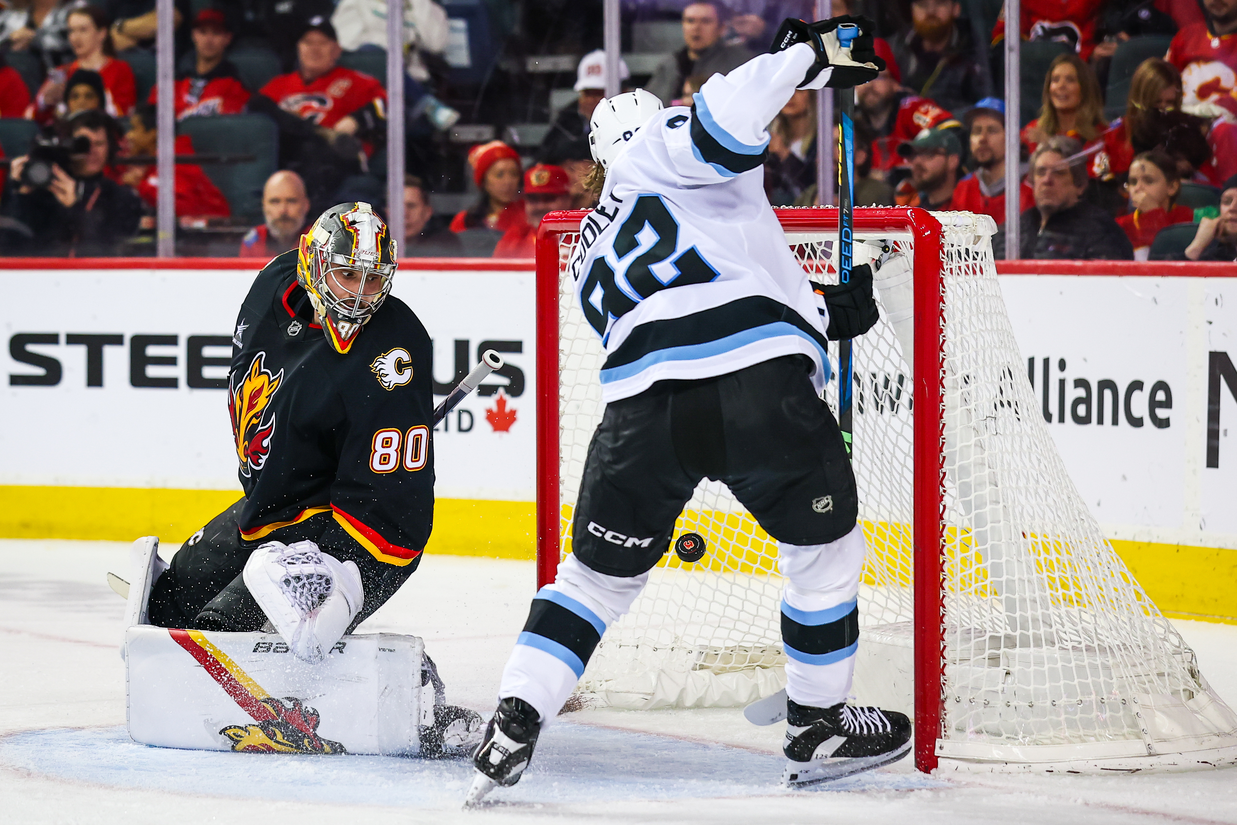 Utah HC Snaps Losing Streak In 5-3 Win Against The Calgary Flames