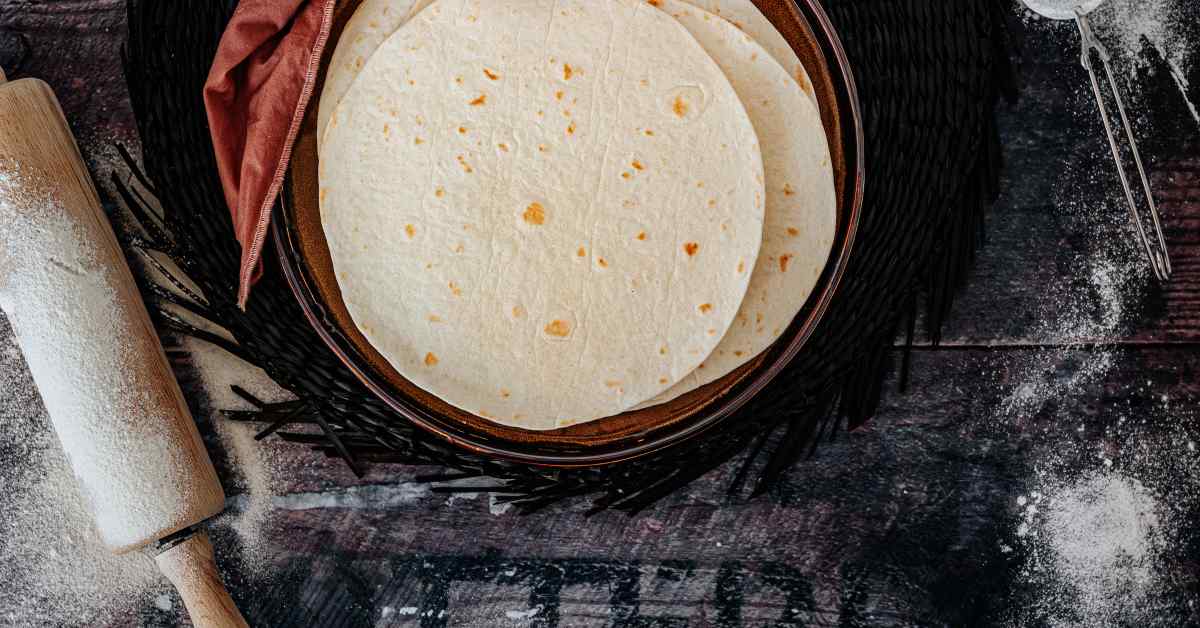 5Ingredient 'Tortilla' Garlic Bread Recipe Is Almost Too Good to Be