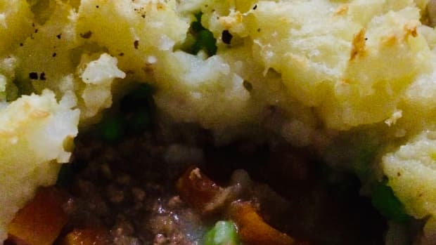 homemade-shepherds-pie-with-crisp-mash-potato-crust