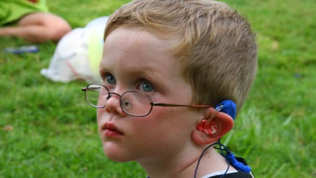 the-best-pediatric-hearing-aid-accessories