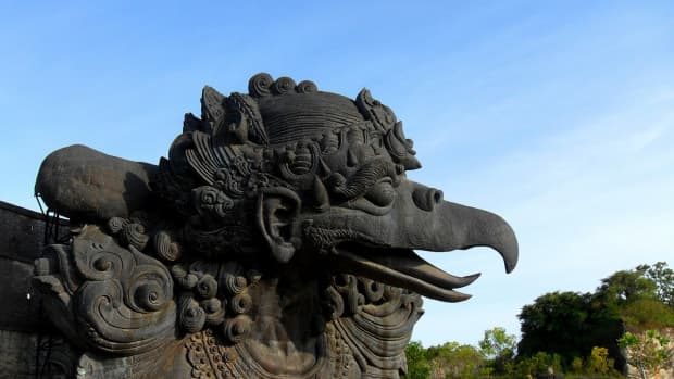 the-meaning-and-origin-of-the-legendary-garuda