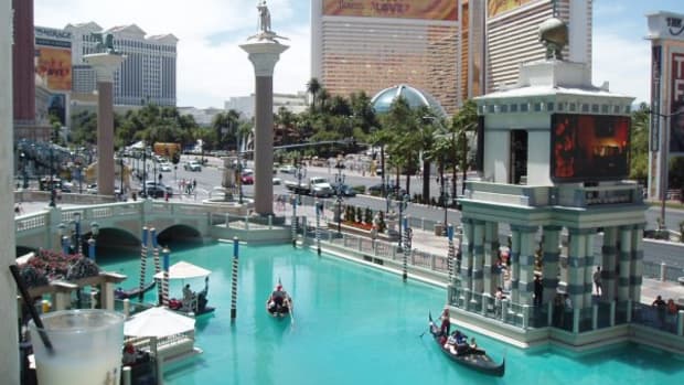 viva-las-vegas-tips-and-tricks-for-a-sin-city-vacation