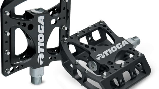 top-5-mid-priced-mountain-bike-platfrom-pedals