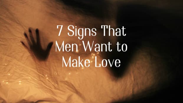 7-signs-that-men-want-to-make-love