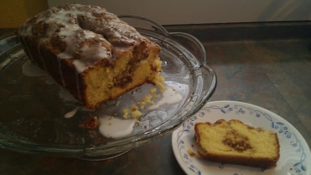 yellow-cake-mix-cinnamon-bread