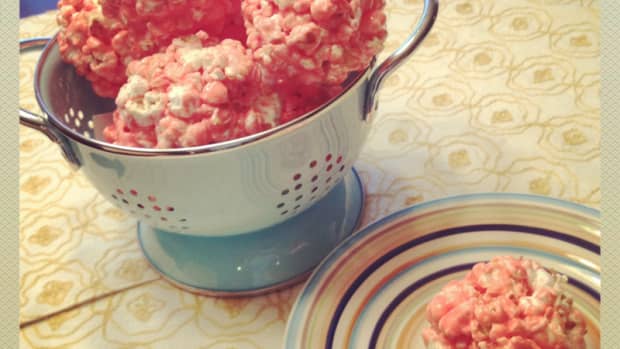 pink-strawberry-popcorn-balls