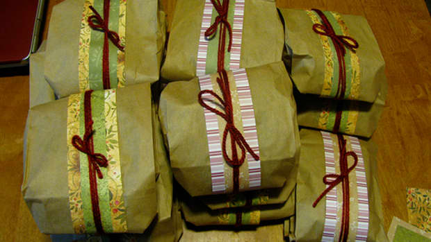 how-to-wrap-a-gift-when-you-have-run-out-of-wrapping-paper
