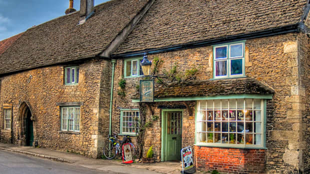 lacock-wiltshire-filming-location-for-harry-potter-and-tv-period-dramas