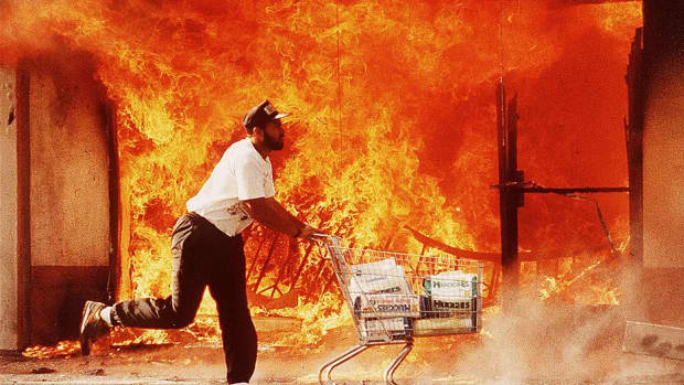 remembering-when-la-burned-with-rage-25-years-later