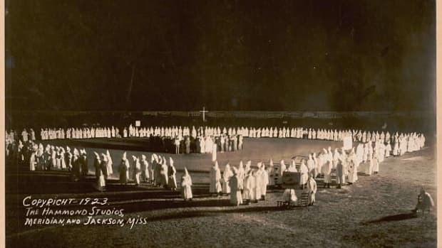 expos-of-the-kkk-in-the-1920s