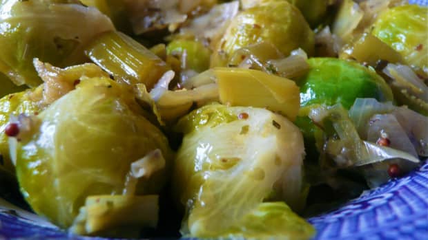 brussel-sprouts-with-caramelized-leeks-lemon-and-mustard