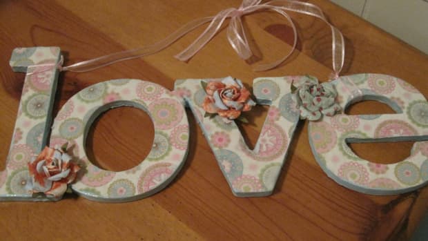 how-to-decorate-paper-mache-and-wood-letters-and-words-with-fabric-or-paper