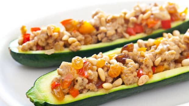 nut-recipes-stuffed-courgettes-with-almonds