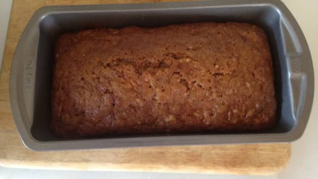 zucchini-nut-bread