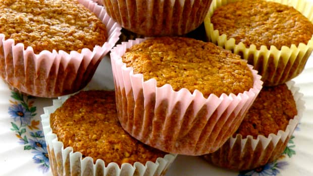 banana-applesauce-raisin-bran-muffin-recipe-low-fat-and-healthy
