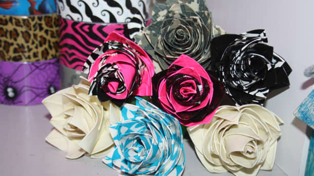 how-to-make-a-flower-out-of-duct-tape