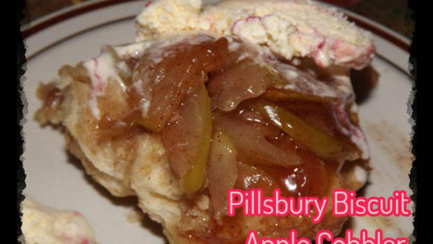 easy-apple-cobbler-with-pillsbury-biscuits