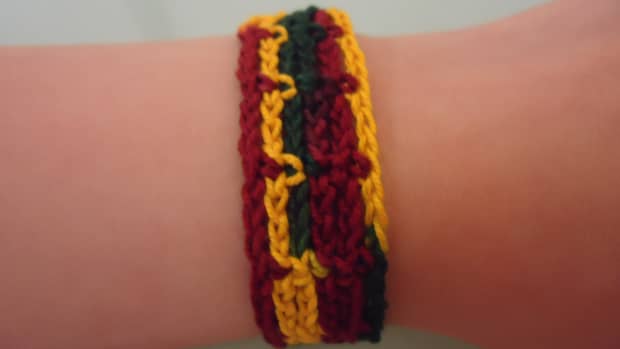 easily-adjustable-bracelet-free-crochet-pattern