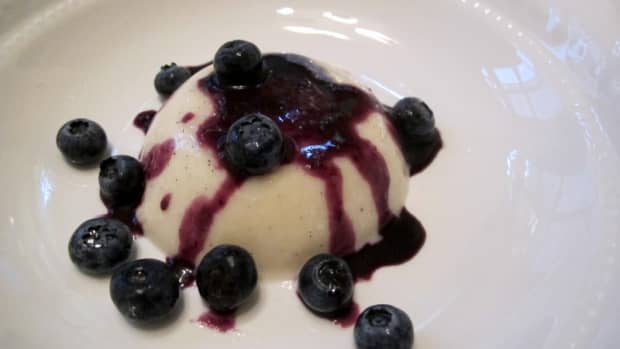 berry-coulis-berry-sauce-recipe