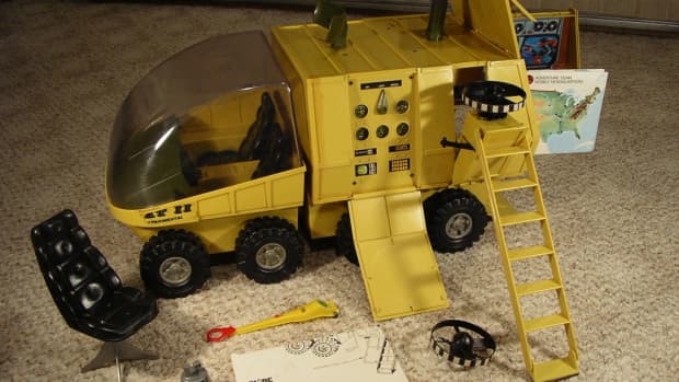 gi-joe-mobile-support-vehicle-antenna-drive-belt-replacement-and-electrical-system-repair-adventure-team-msv