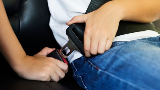 seat-belt-injuries-and-children-can-seat-belts-cause-accidents