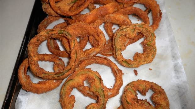 minnesota-cooking-deep-fried-onion-rings-with-a-buttermilk-marinade