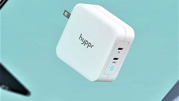 hyppr-sonic-100w-wall-charger-review-the-best-supersonic-adapter