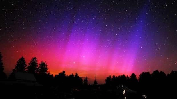 aurora-borealis-at-cherry-springs-state-park-pennsylvania