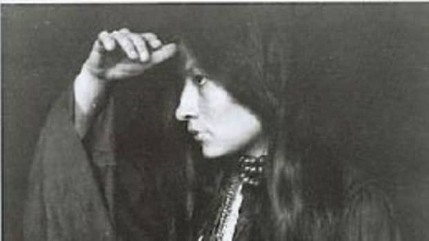 defining-a-life-zitkala-sas-soft-hearted-sioux