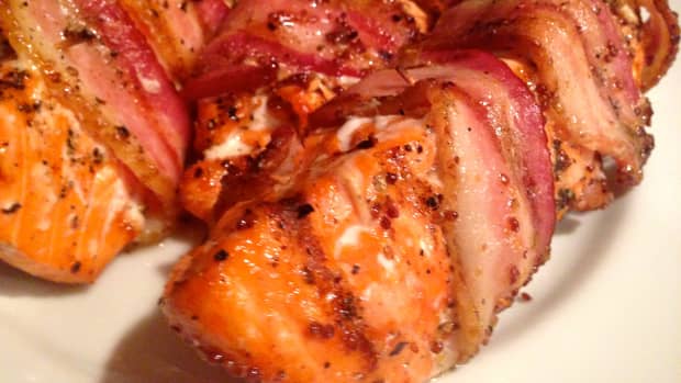 grilled-salmon-wrapped-in-bacon