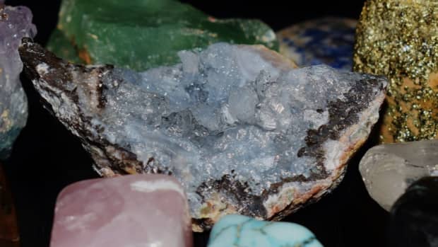 collecting-unusual-rocks-and-minerals-for-kids-and-adults