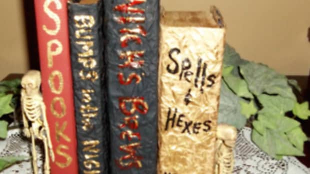 spooky-books-halloween-craft