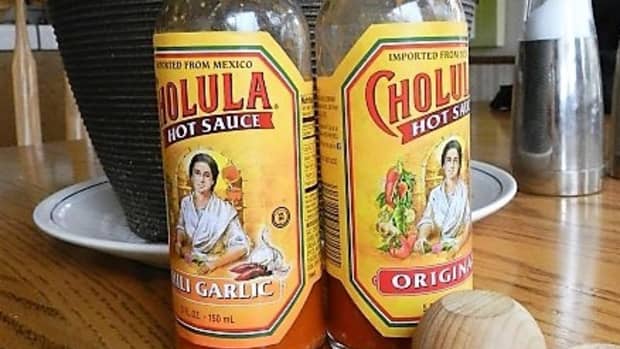 add-cholula-hot-sauce