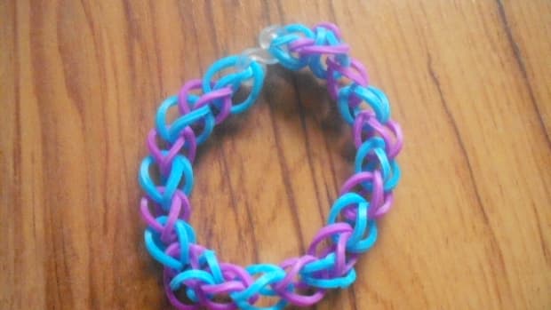 how-to-make-a-loom-band-bracelet-without-a-loom