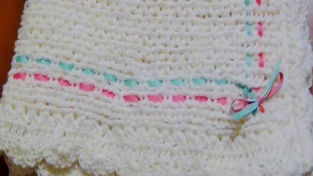 how-to-loom-knit-a-baby-blanket