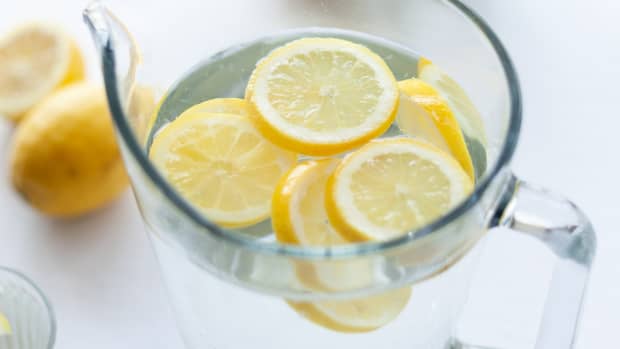 what-are-the-benefits-of-drinking-lemon-water