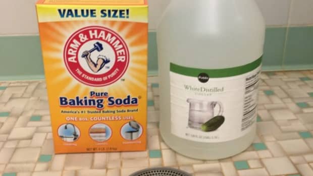 homemade-drain-cleaners-that-are-natural-and-nontoxic