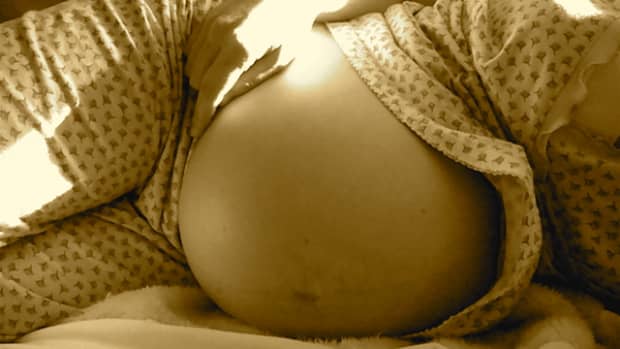 stomach-bug-while-pregnant-symptoms-and-what-to-do