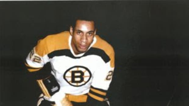 willie-oree-became-the-nhls-first-black-player-in-1958