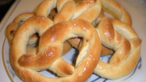 auntie-annes-buttery-pretzel-copycat-recipe