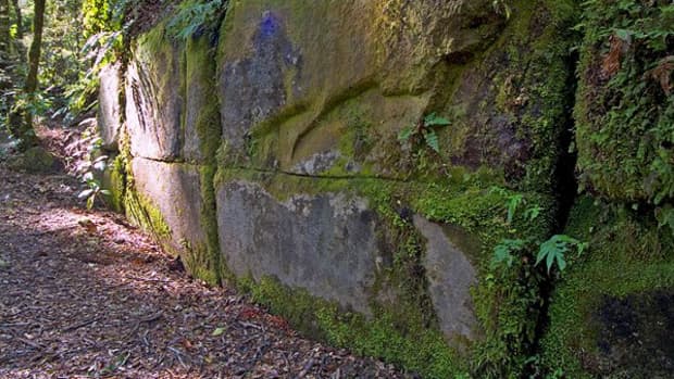 kaimanawa-wall-ancient-wall-from-lost-cvilization-or-natural-formation