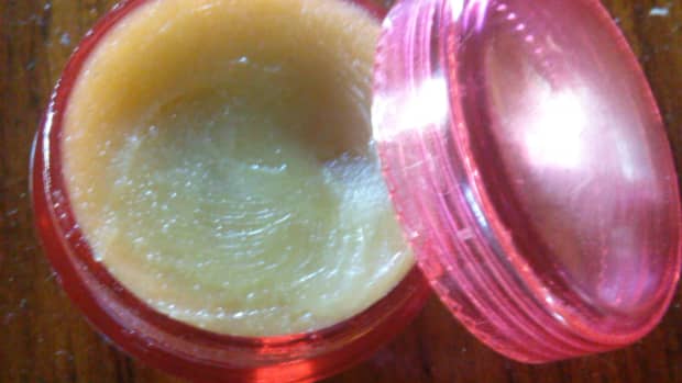 how-to-make-plantain-salve-in-two-easy-steps