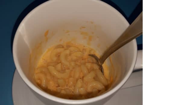 super-easy-almost-instant-single-serve-macaroni-and-cheese