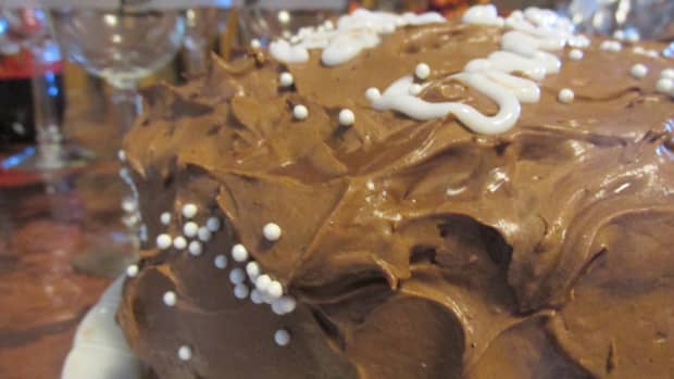 chocolate-kahlua-mousse-cake